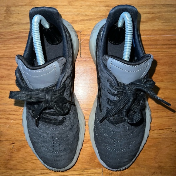 Adidas Sobakov Carbon Grey CG6770 Sneakers Mens Sz 5 Wmns Sz 6 EUC - Picture 3 of 12